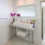 Paradise Villa *