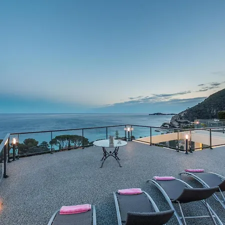 Paradise Eze