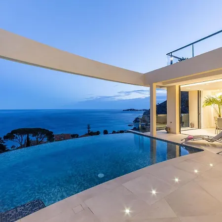 Paradise Villa *