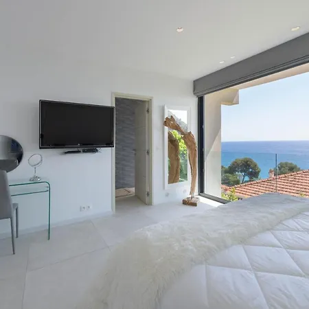 Paradise Villa *
