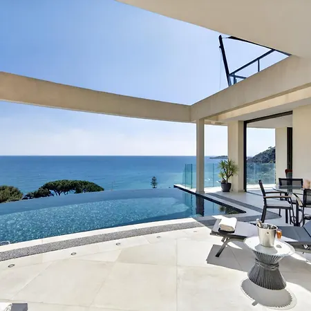 Villa Paradise