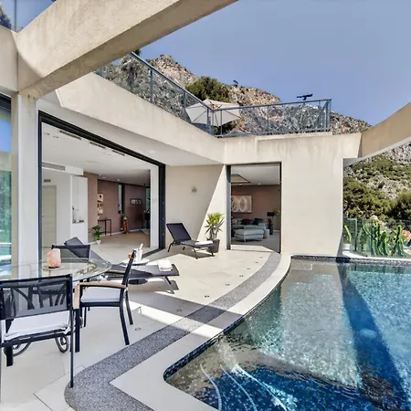 Villa Paradise