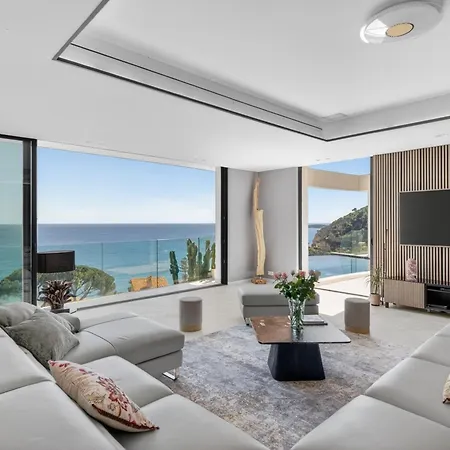 Villa Paradise *
