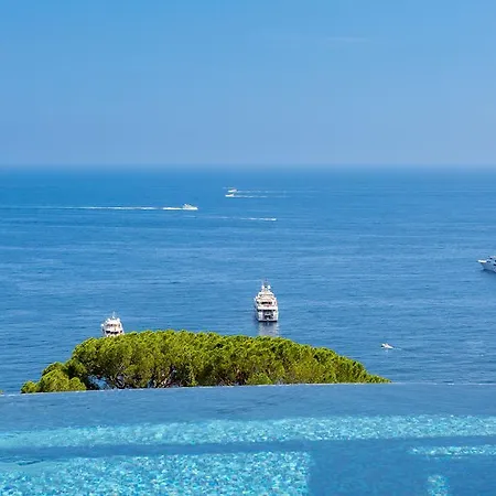 Paradise Eze